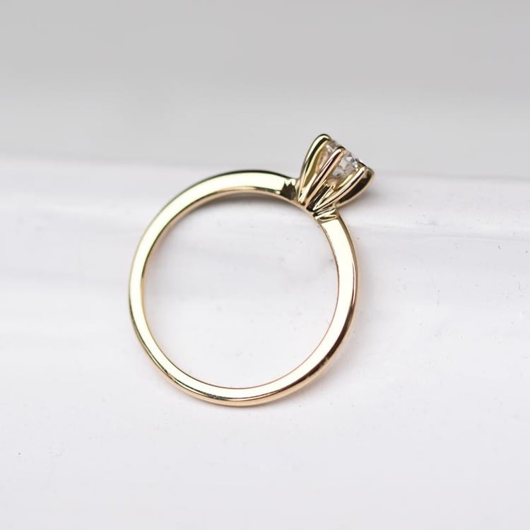 Diamantový zásnubný prsteň 49002