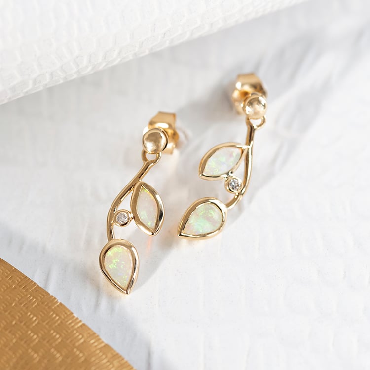 Opálový set šperkov v tvare lístkov s diamantmi Petal 147005