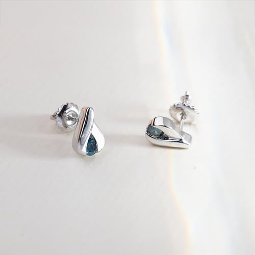 Jemné náušnice s modrými diamantmi Kaylie