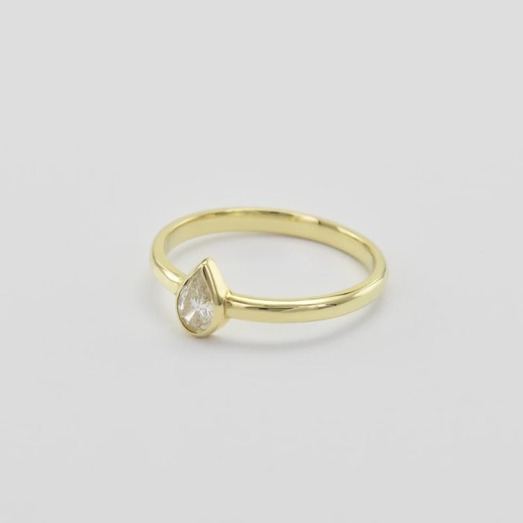 Zásnubný prsteň s diamantom 22790