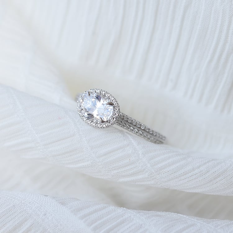 Zlatý zásnubný prsteň 60940