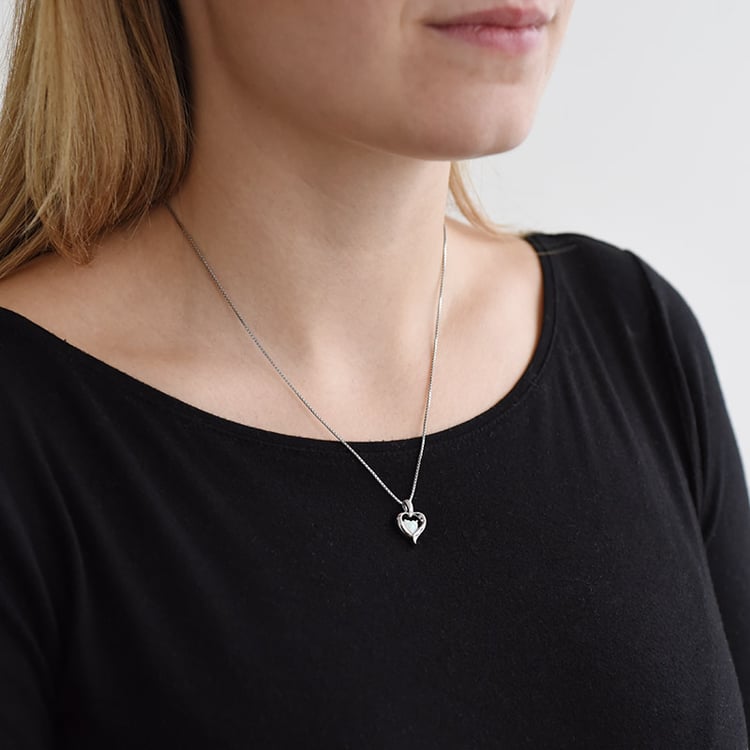 Srdce s bielym opálom 89867