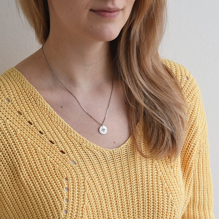 Strieborný prívesok s gravírom súradníc 63546