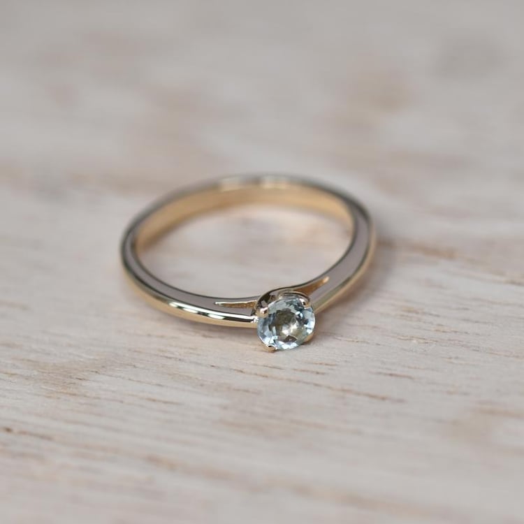 Prsteň zo žltého zlata s akvamarínom 45092