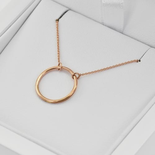 Zlatý náhrdelník minimalistického tvaru Karma