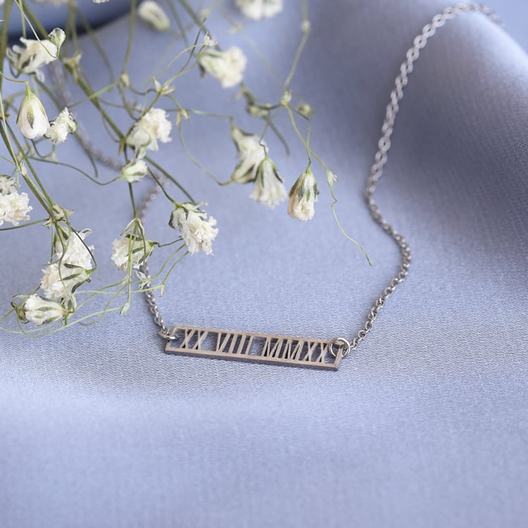 Náhrdelník s rímskym dátumom podľa vášho výberu 78379