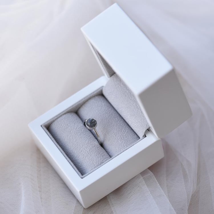 Zlatý prsten s rutilom 52346