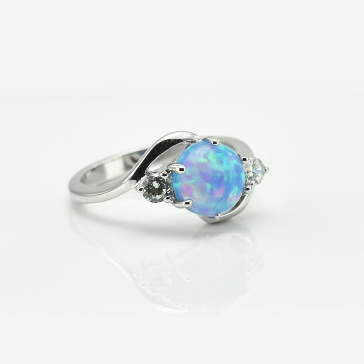 Prsteň s modrým opálom 11111