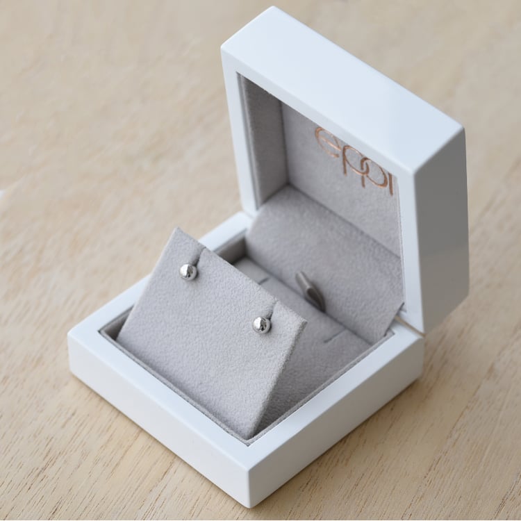 Guličkové náušnice z bieleho zlata 63092