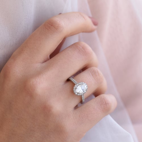Elegantný zásnubný prsteň s diamantmi Joelle