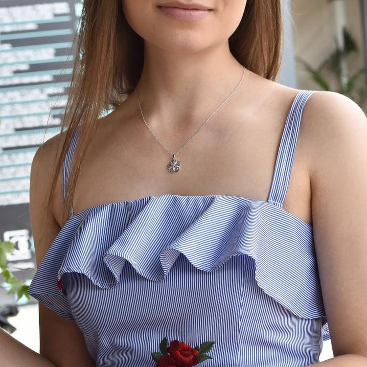 Zlatý prívesok s diamantmi Oxana 26751