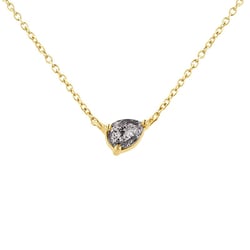 Náhrdelník s pear salt and pepper diamantom Jazmyn