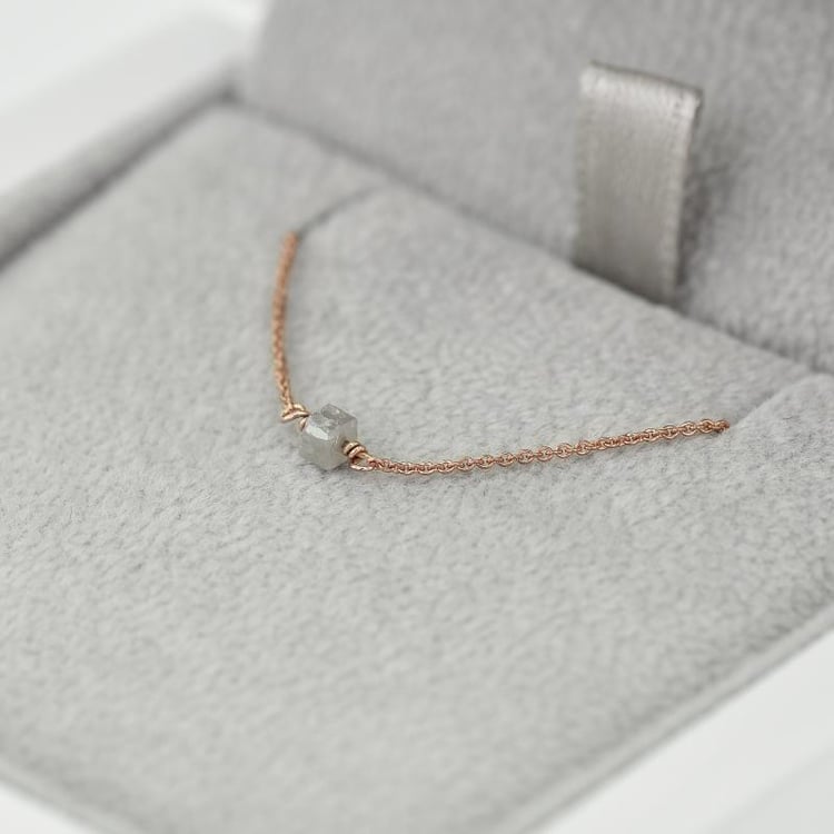 Diamantový zlatý náramok 38485