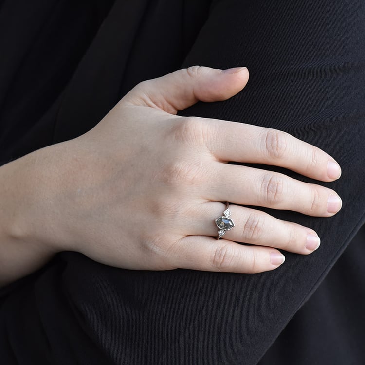 Prsteň s hexagon salt and pepper diamantom Slamet 95903