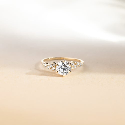 Zásnubný prsteň s lab-grown diamantmi Carina