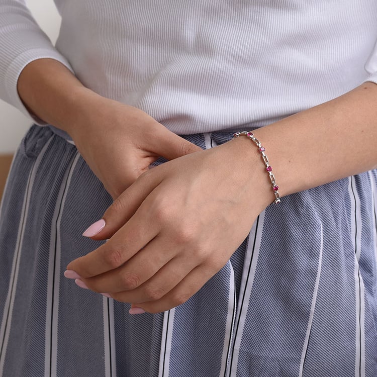 Strieborný náramok s rubínmi 69266