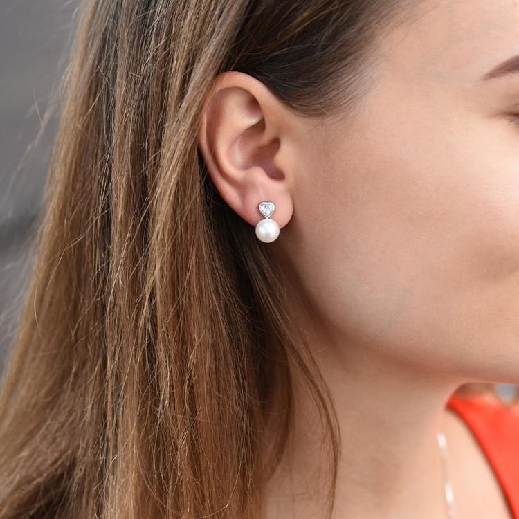 Romantické perlové náušnice zo striebra 14661