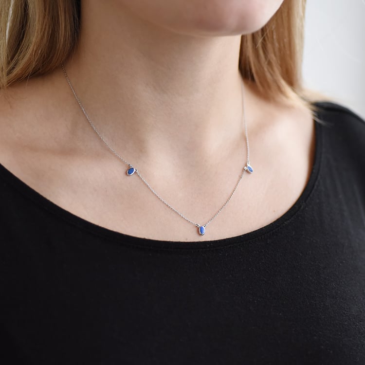 Zlatý náhrdelník s opálmi 90258