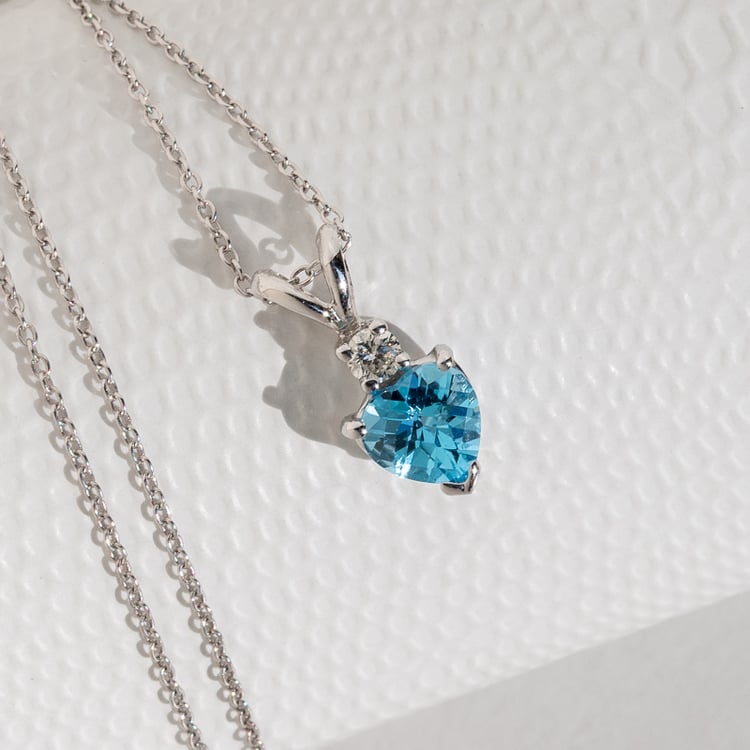 Zlatý prívesok s topásom a diamantom Demelda 124371