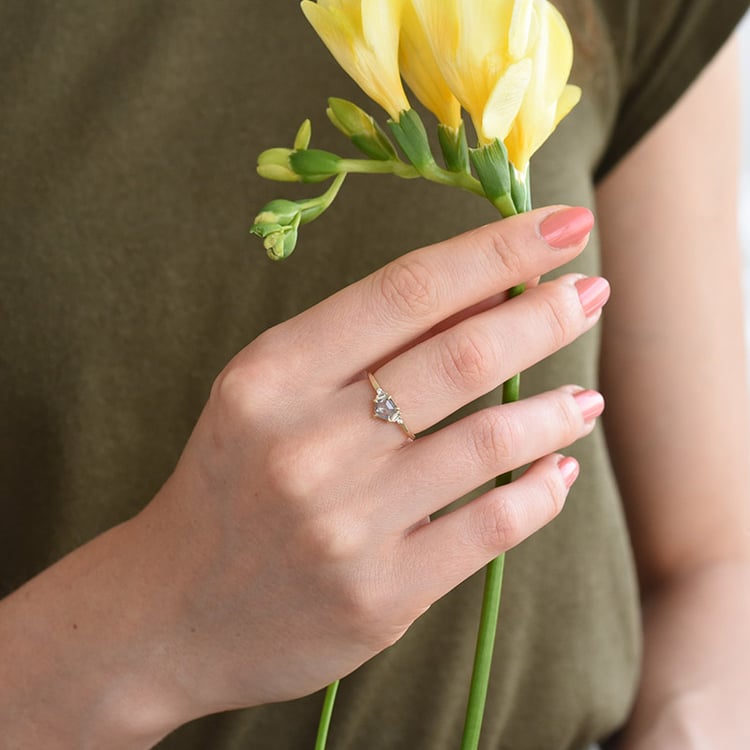 Salt and pepper diamant vo zlatom prsteni 82466