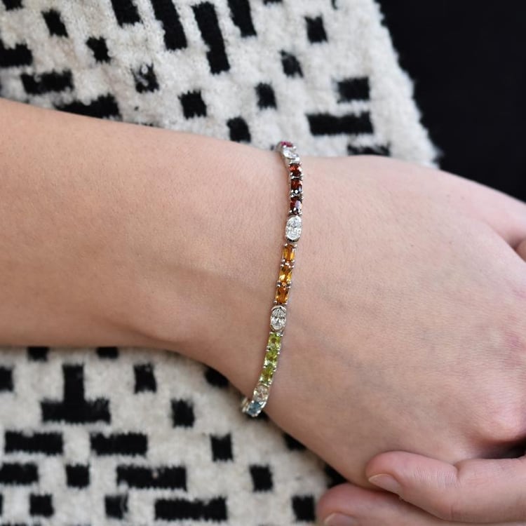 Drahokamový náramok zo striebra 26491