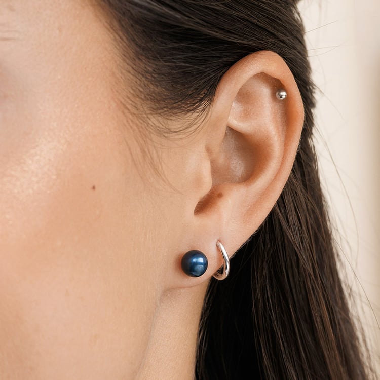 Strieborne napichovacie náušnice s čiernymi perlami 158386