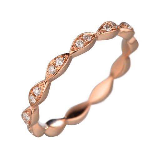 Roztomilá zlatá obrúčka s diamantmi Kalel