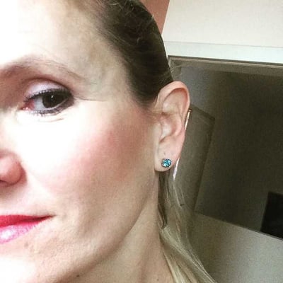 Strieborné náušnice s topásmi