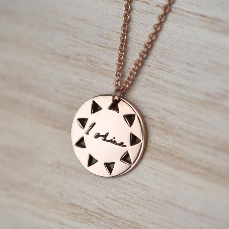 Pozlátený strieborný prívesok s gravírom I shine 46577