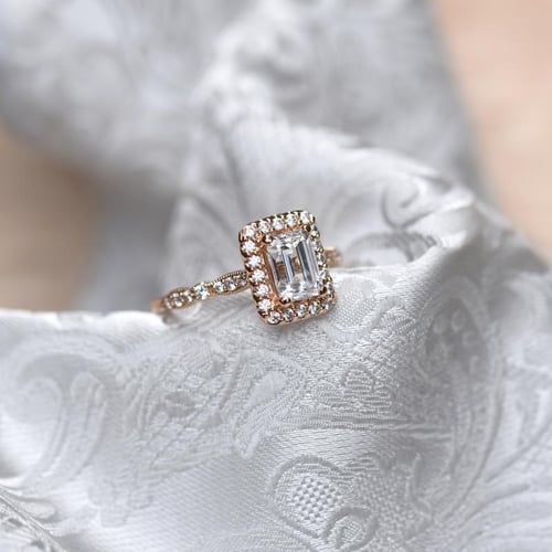 Zásnubný prsteň s emerald diamantom Beulah