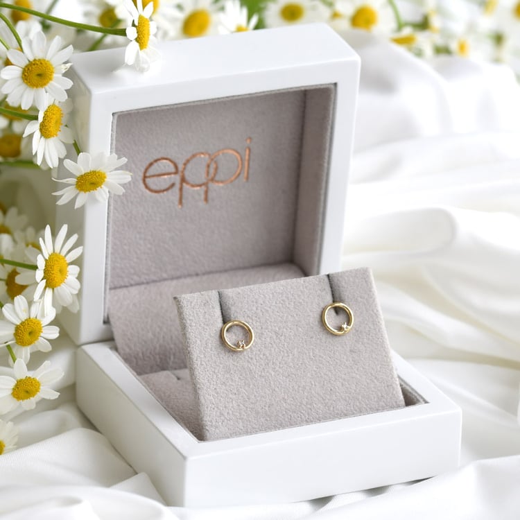 napichovacie karma náušnice s diamantom 82273