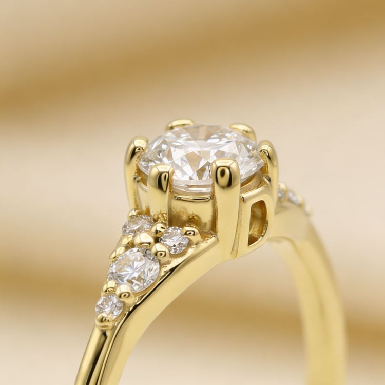 Zásnubný prsteň s výberom písmen a lab-grown diamantmi Diana 167702