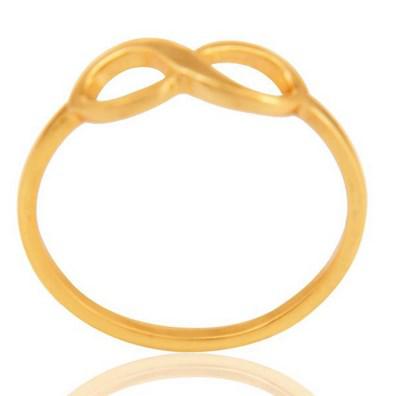 Pozlátený infinity prsteň