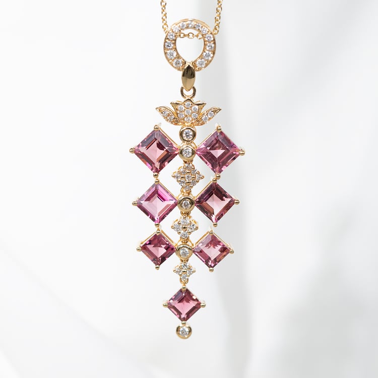 Prívesok plný turmalínov a diamantov Tiara 124850