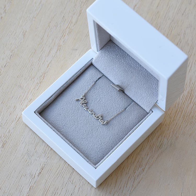 Zlatá retiazka s menom 67511