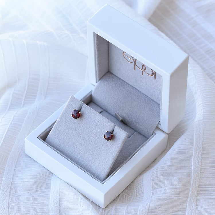 Granátové náušnice zo zlata 69833