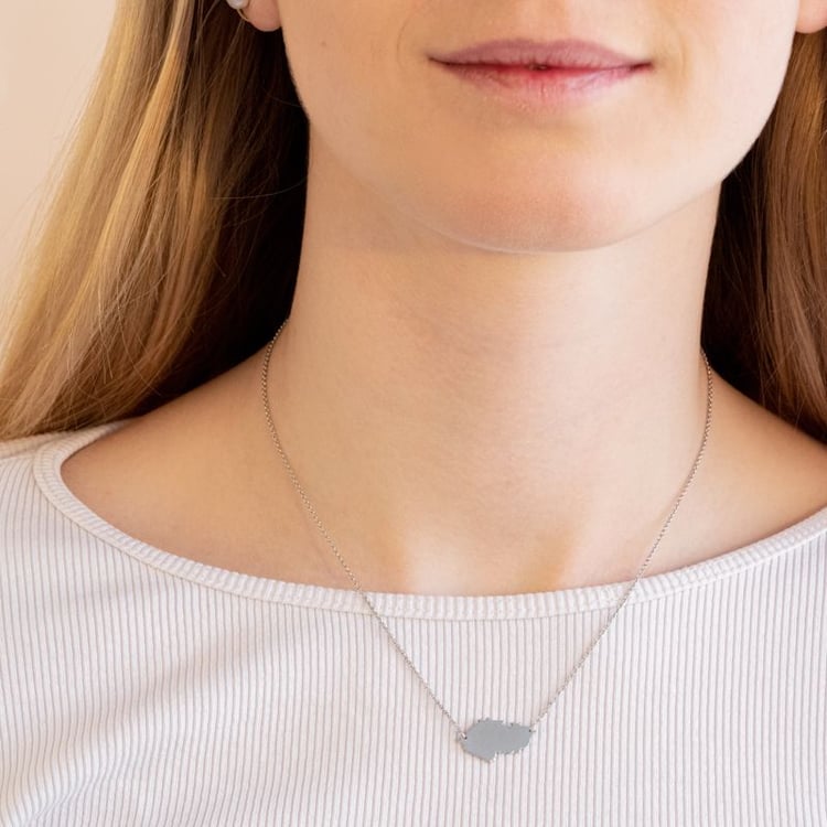 Strieborný náhrdelník Česká republika 106493