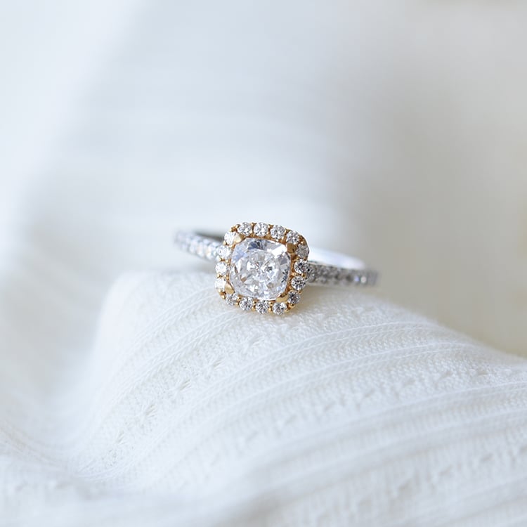 Prsteň s diamantmi 61226