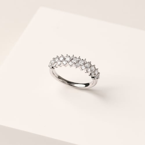 Half-eternity prsteň zo zlata s lab-grown diamantmi Govind
