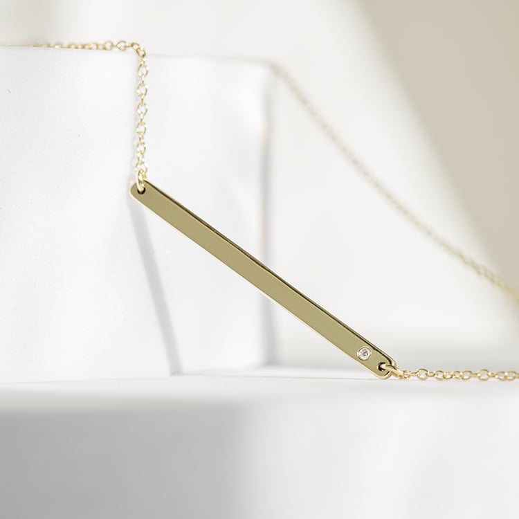 Jemný strieborný náhrdelník s diamantom Charena 146169