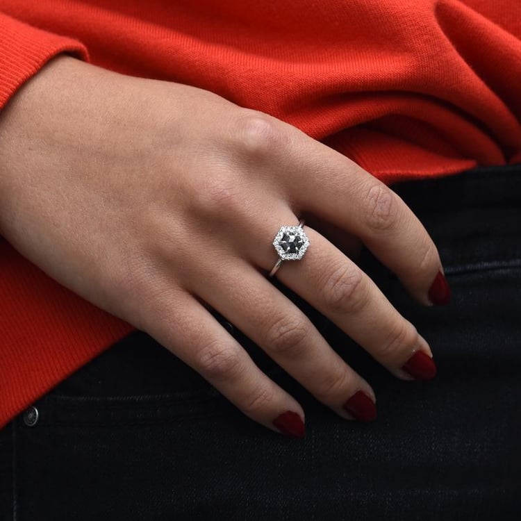 Diamantový prsteň zo zlata 49688