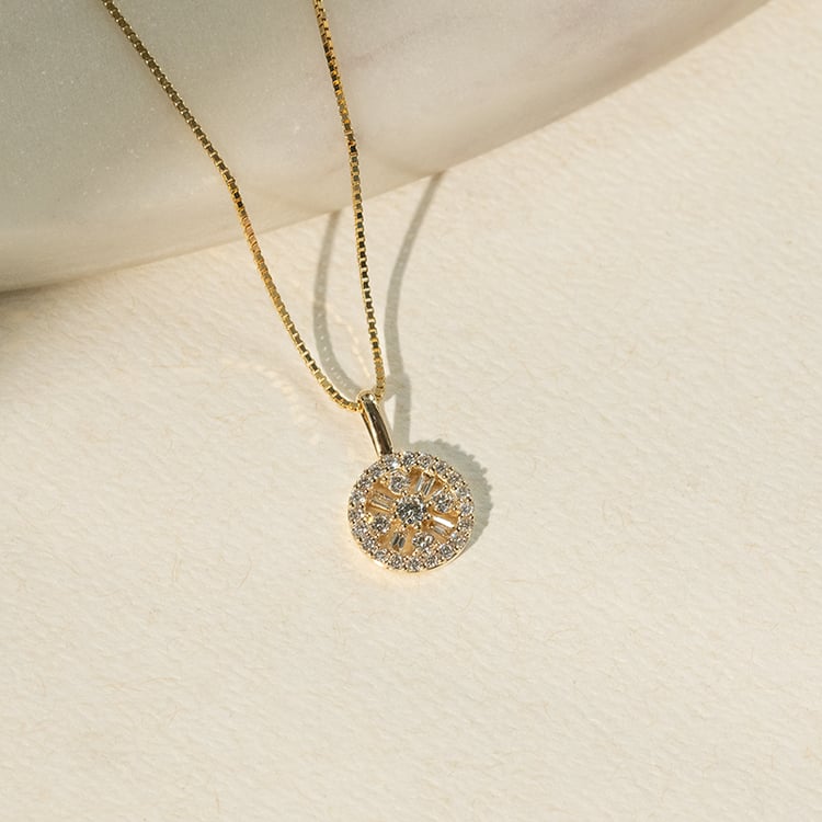 Elegantný diamantový prívesok Janika 138643