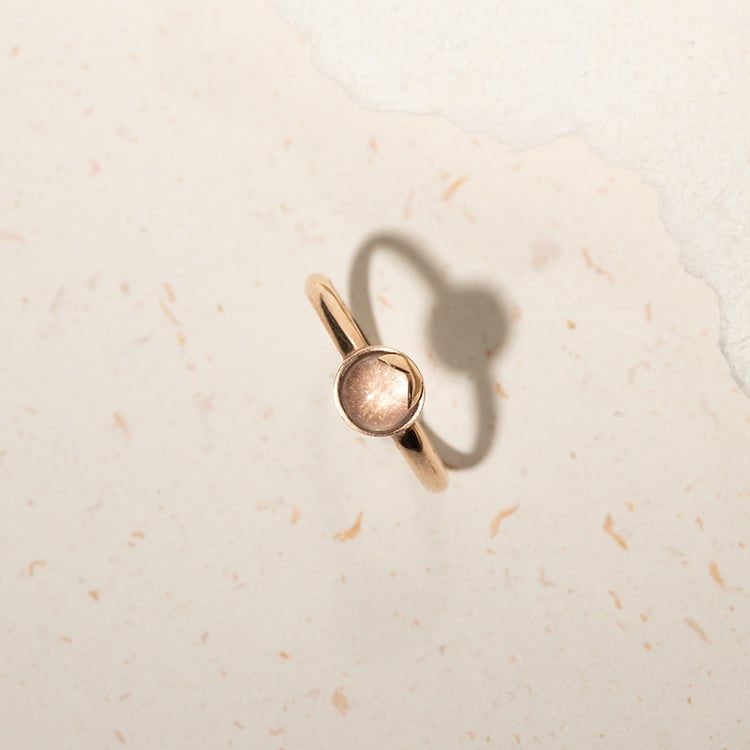 Zlatý prsten s cabochon ruženínom Leman 130396