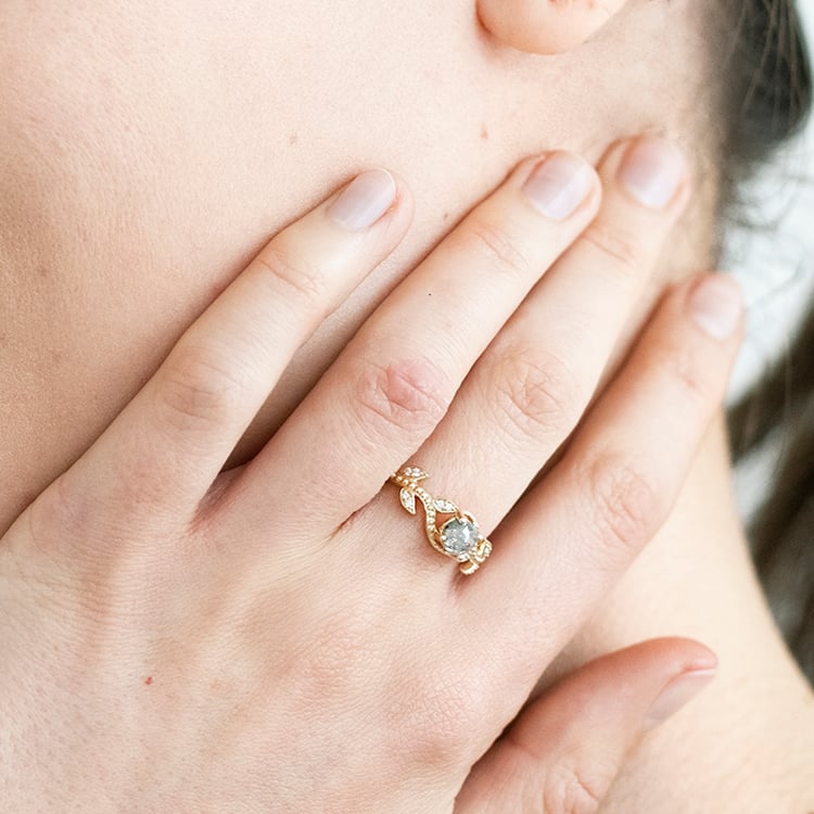 Zásnubný prsteň se salt and pepper diamantom a lab-grown diamantmi Timothy 115795