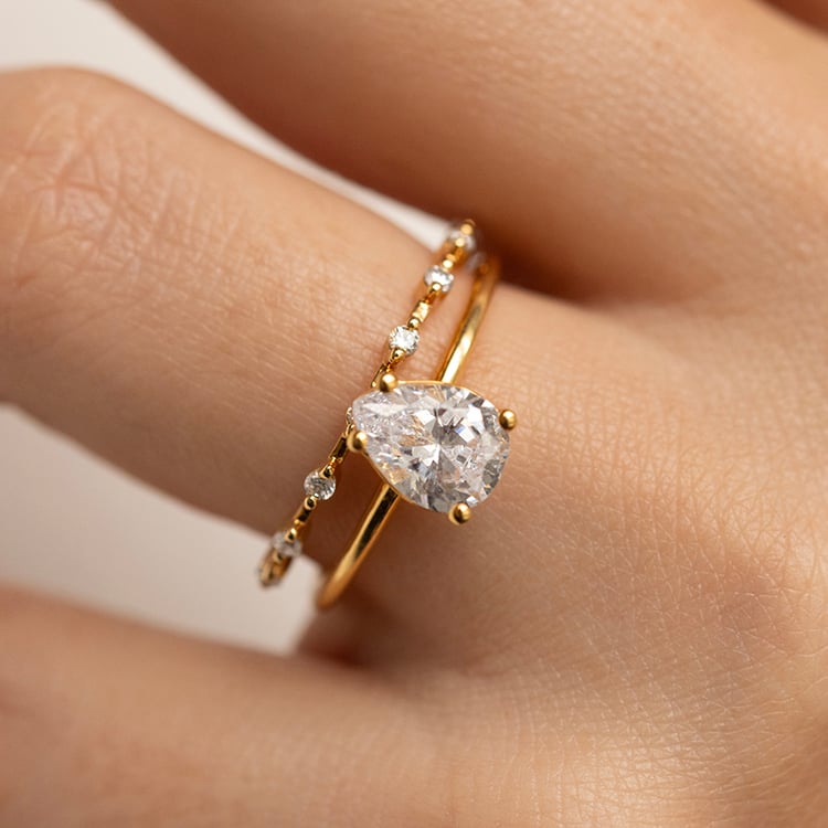 Zásnubný prsteň s pear diamantom Cooley 149288