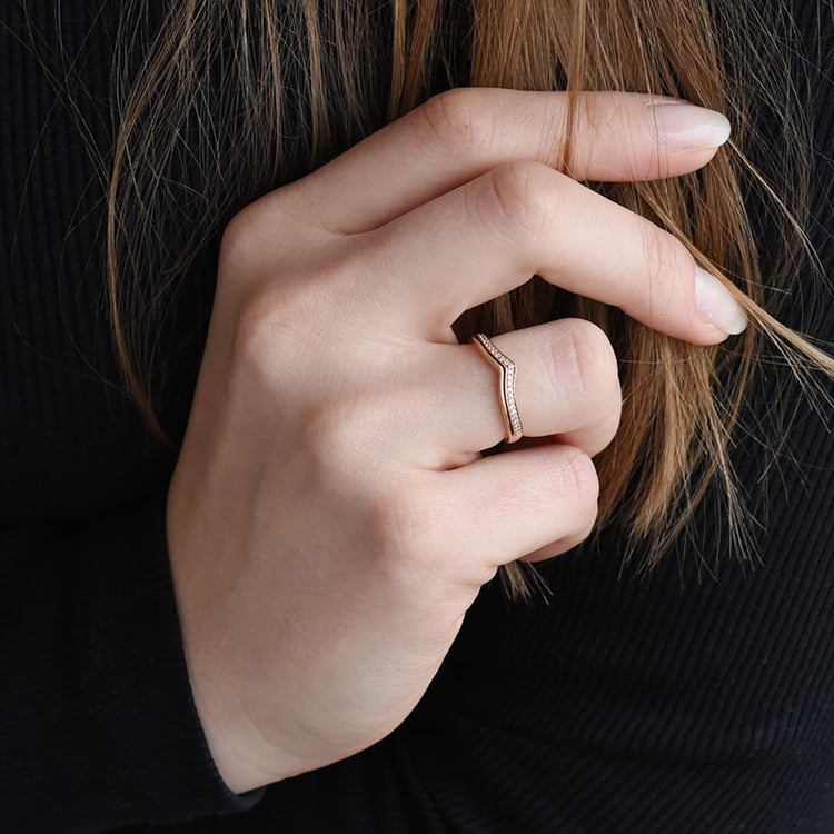 Zlatý vykrojený prsteň 89995