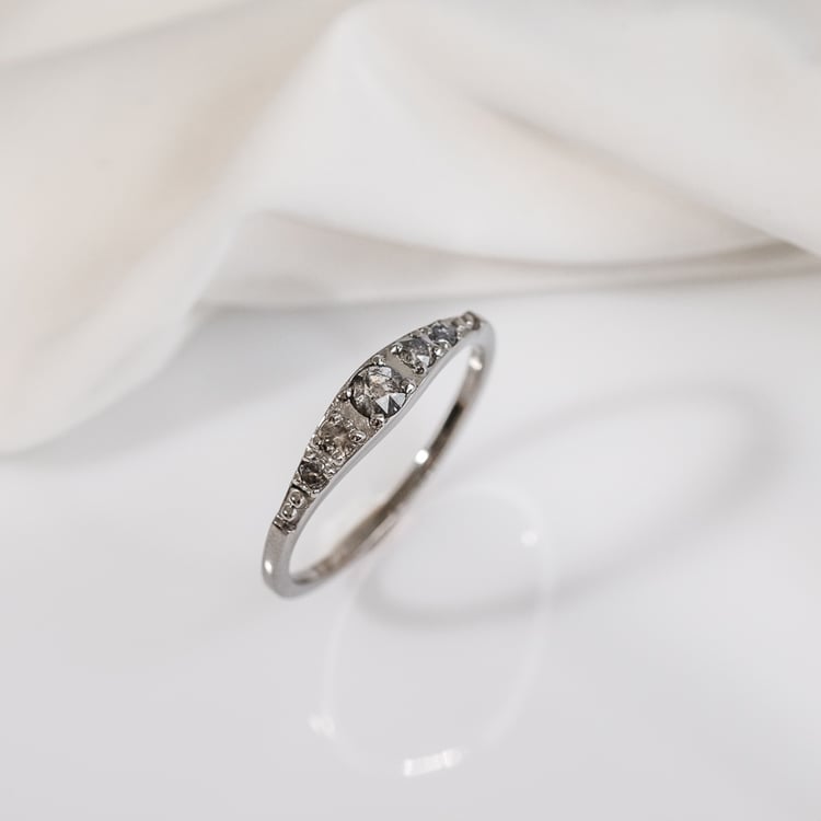 Prsteň so salt and pepper diamantmi Hermina 122332