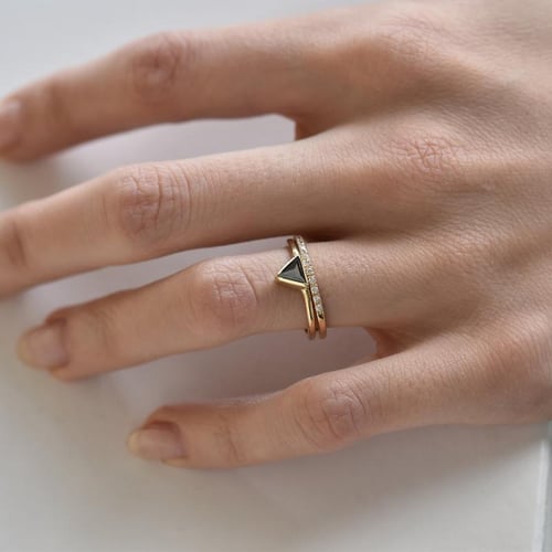 Zásnubný set prsteňov zo zlata s čiernym trojuholníkovým diamantom Adela