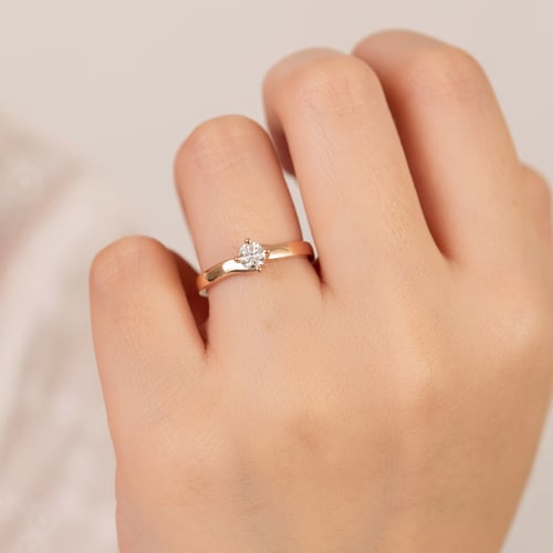 Zásnubný prsteň s diamantom Edona