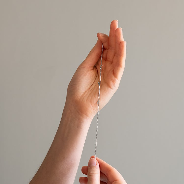 Náhrdelník s 3 písmenami vašej voľby a diamantom Lupe 145487